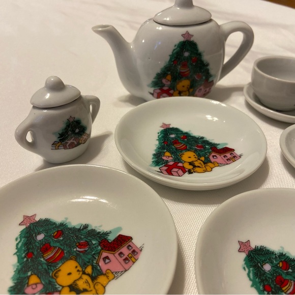 Vintage Christmas Tree Miniature Tea Set 13pcs - Picture 3 of 8